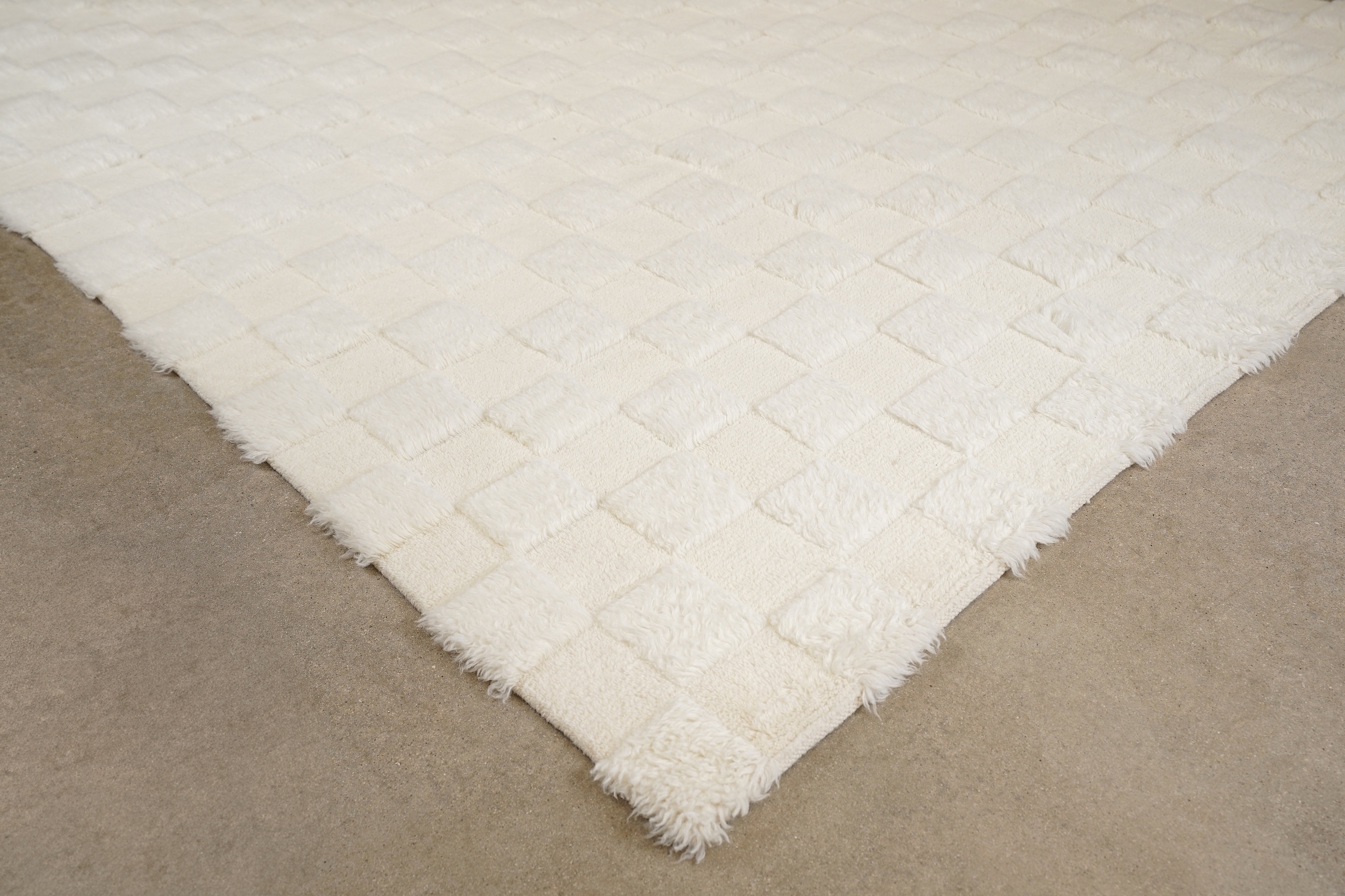 Rafa Checkers | 1005 - Modern Rugs LA