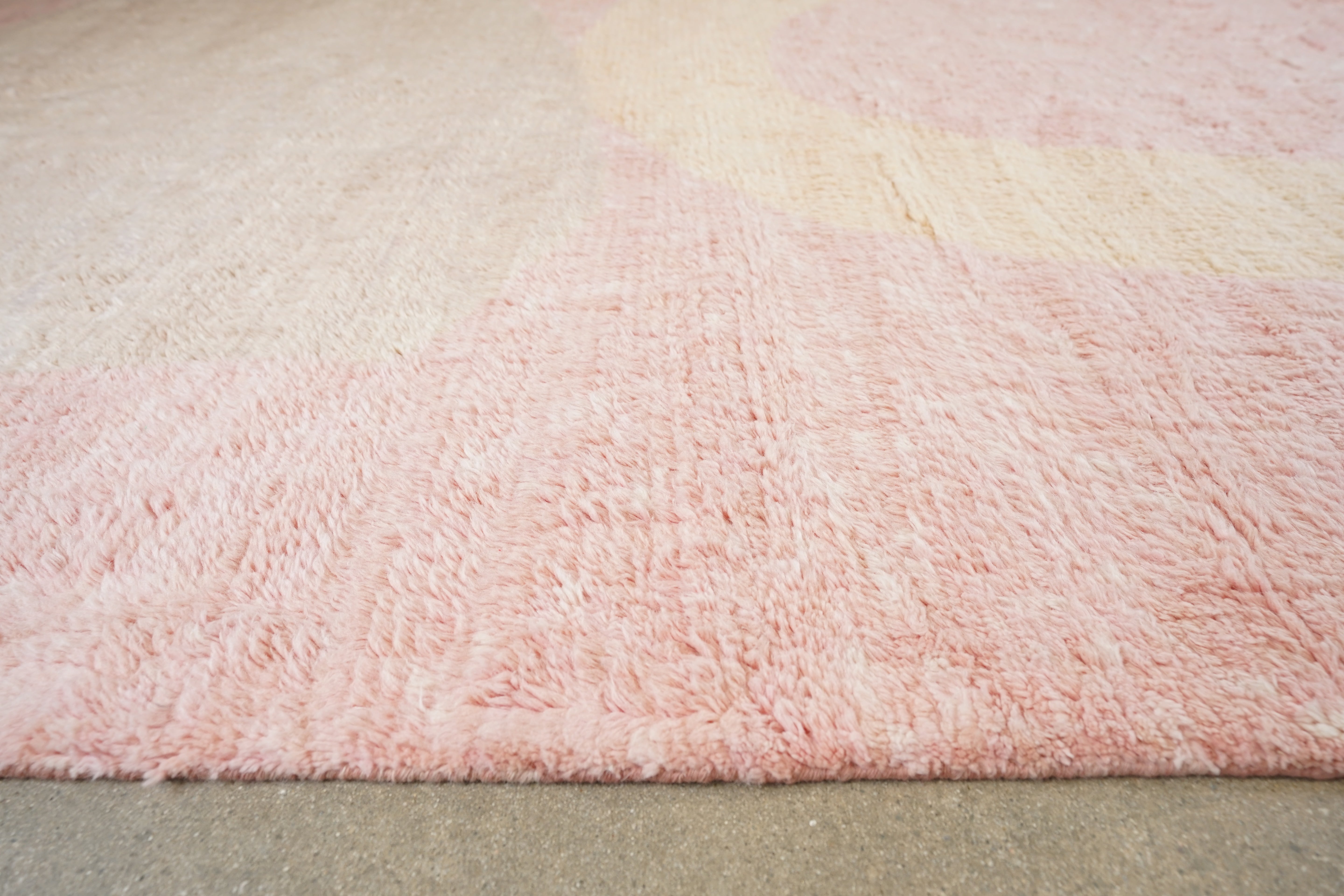 Impala - Modern Rugs LA