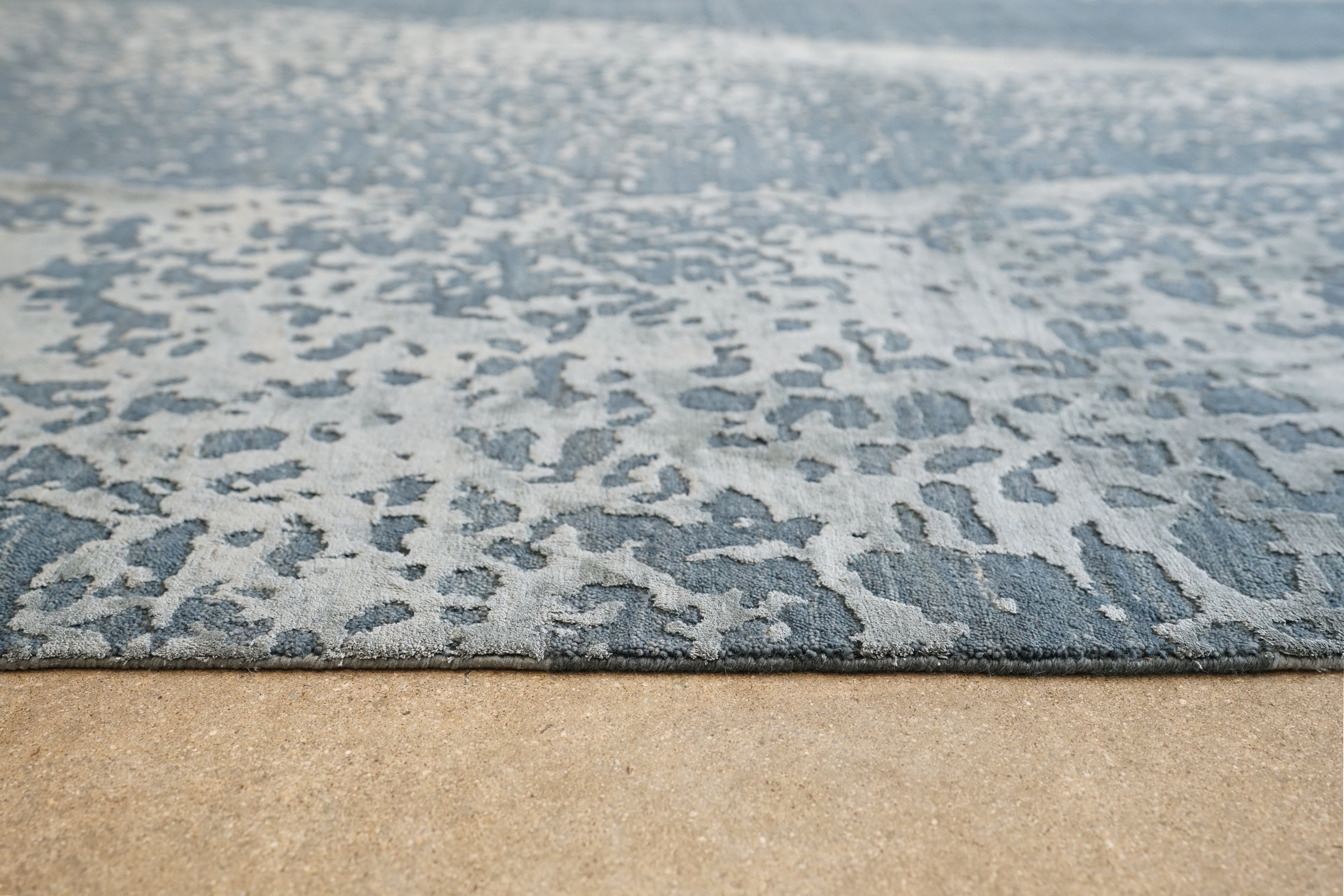 Kaiyō - Modern Rugs LA