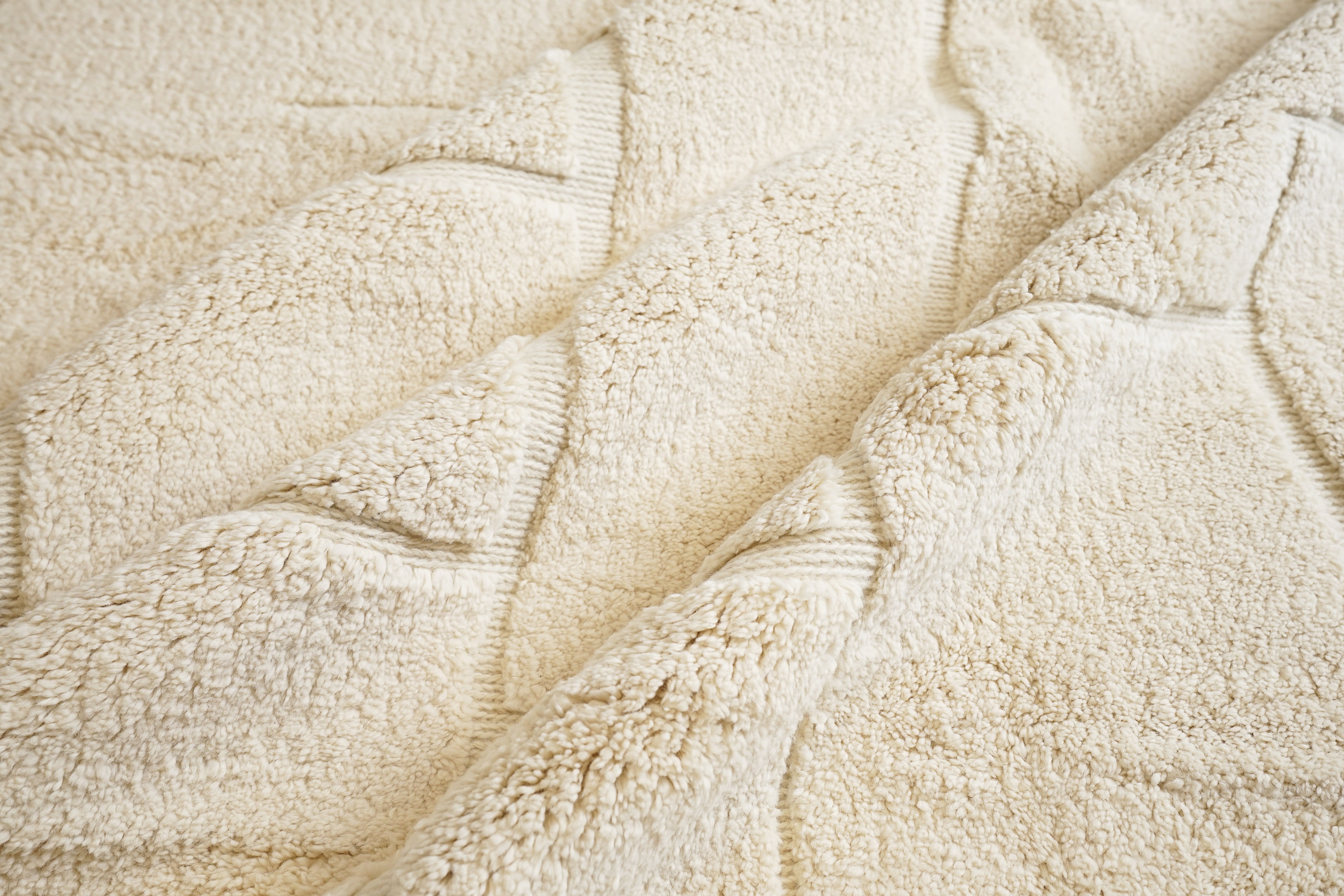 Piuma - Modern Rugs LA