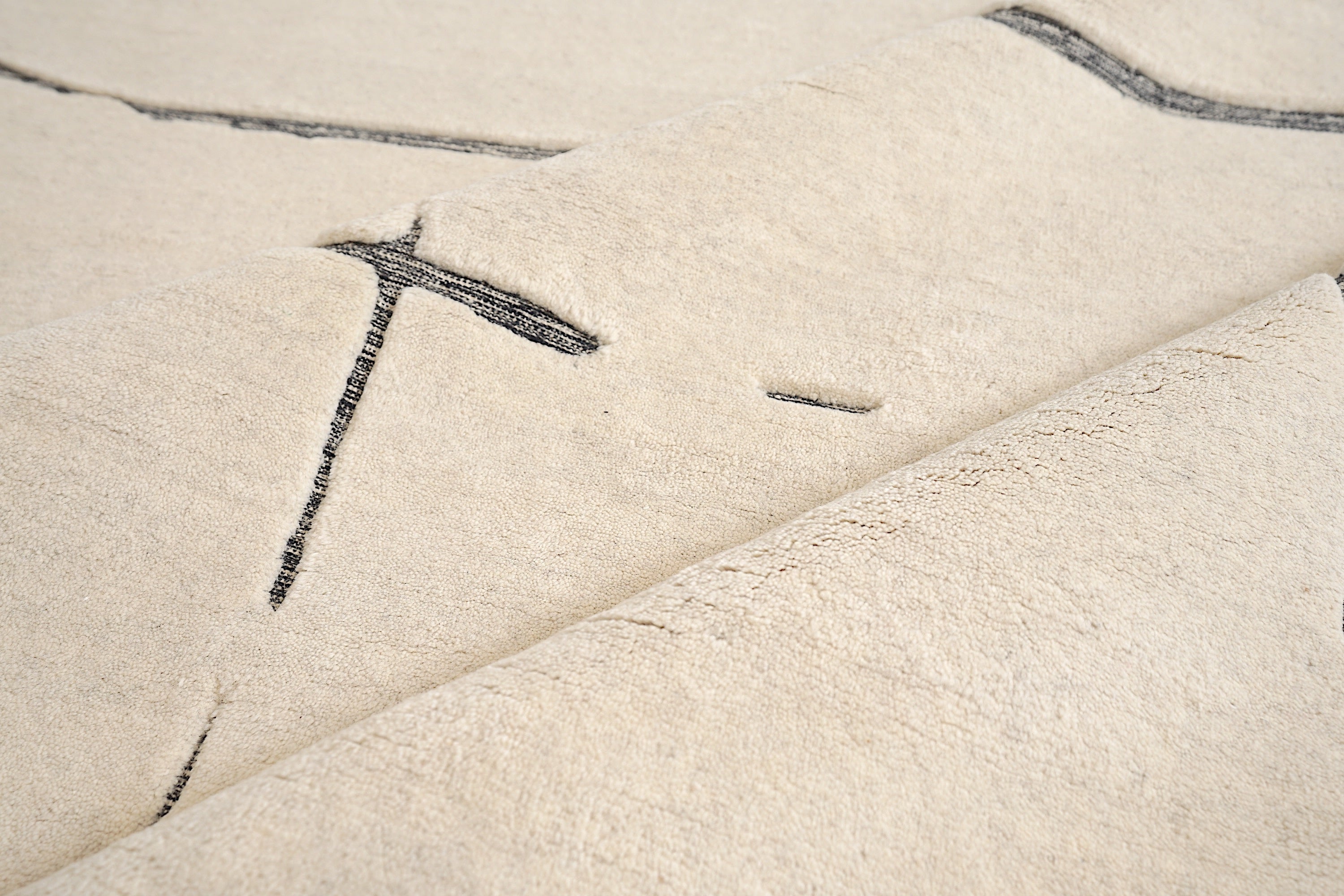 Milo - Modern Rugs LA