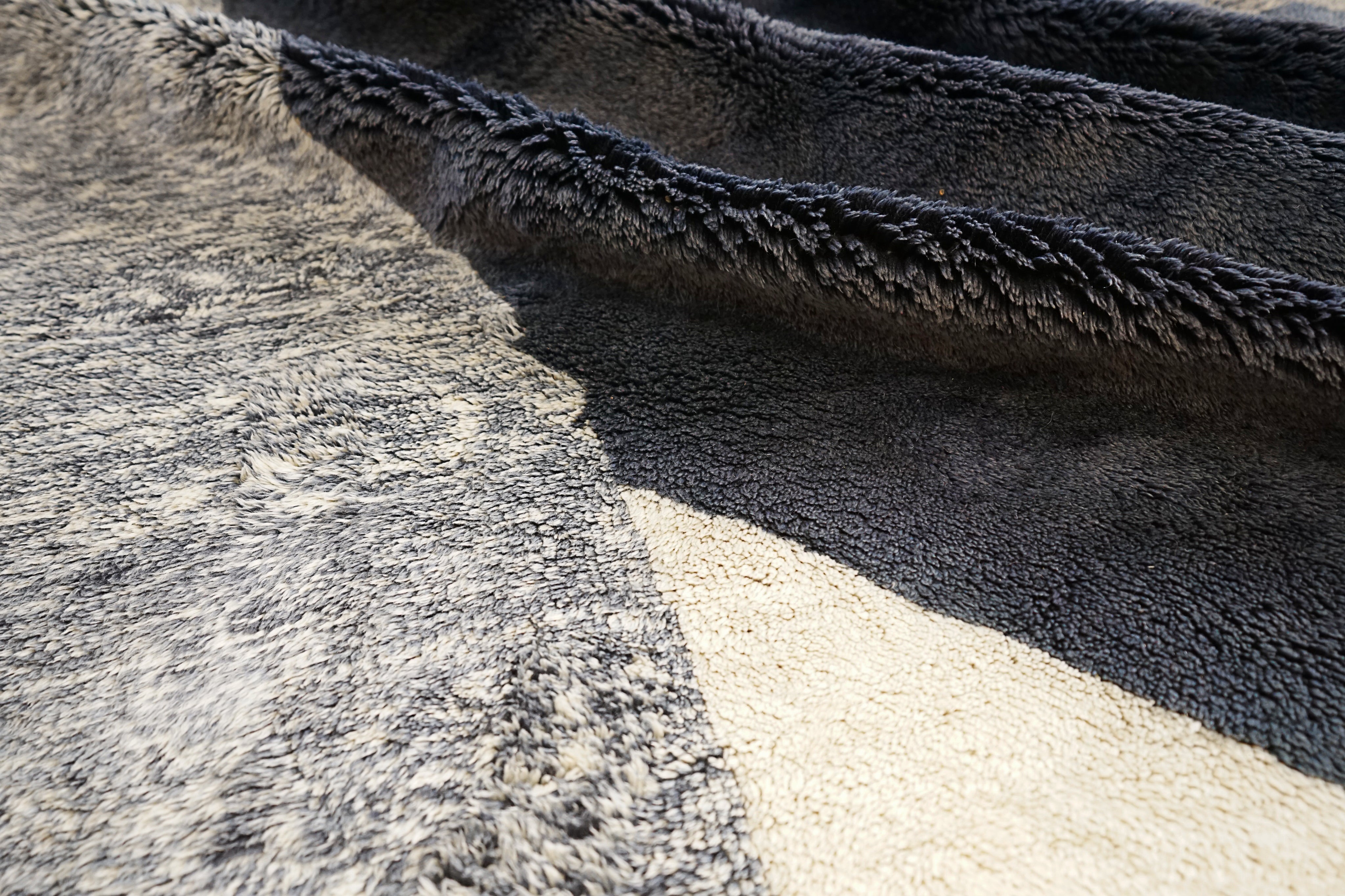 Angelo - Modern Rugs LA