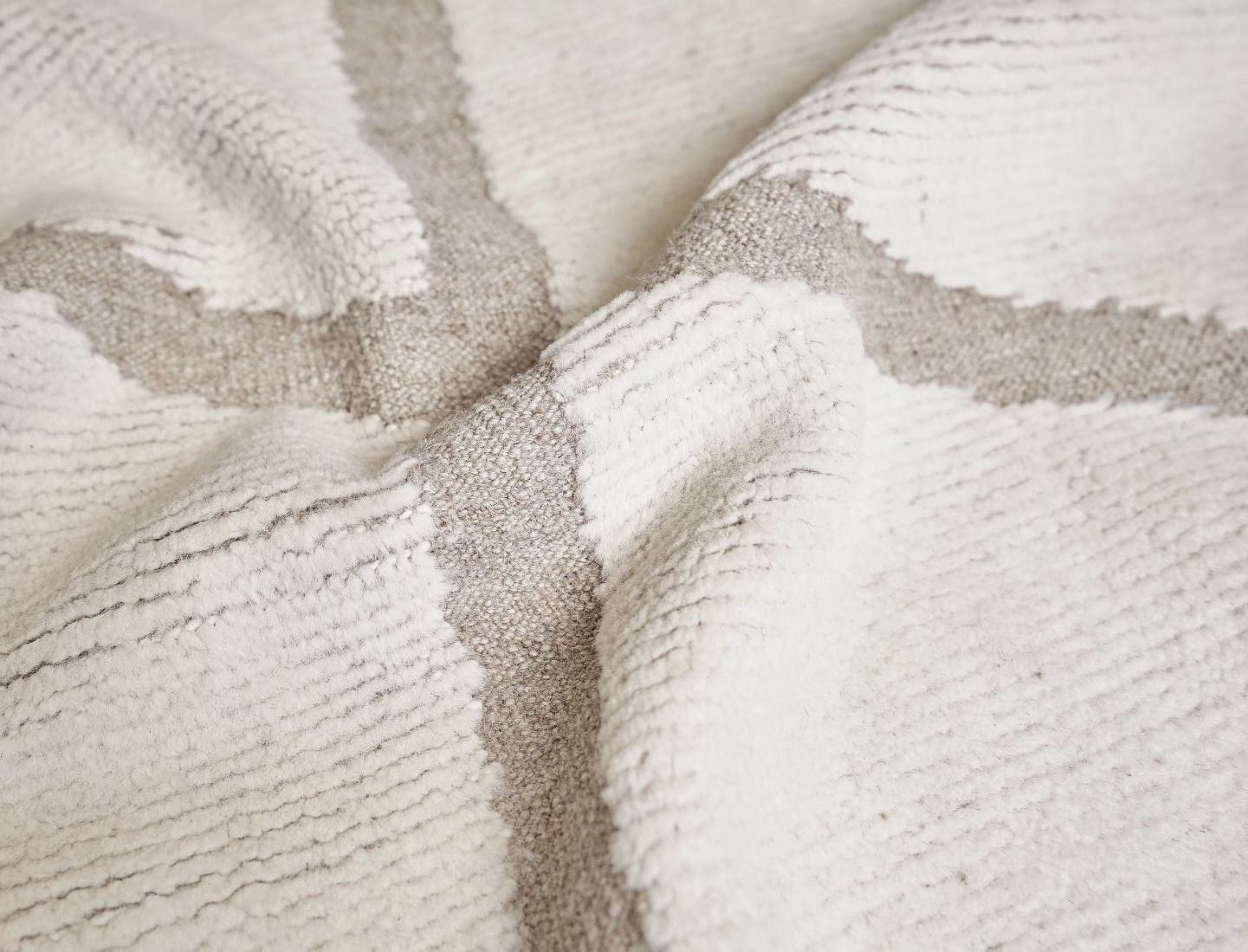 Junction - Ivory/Lt Taupe - Modern Rugs LA