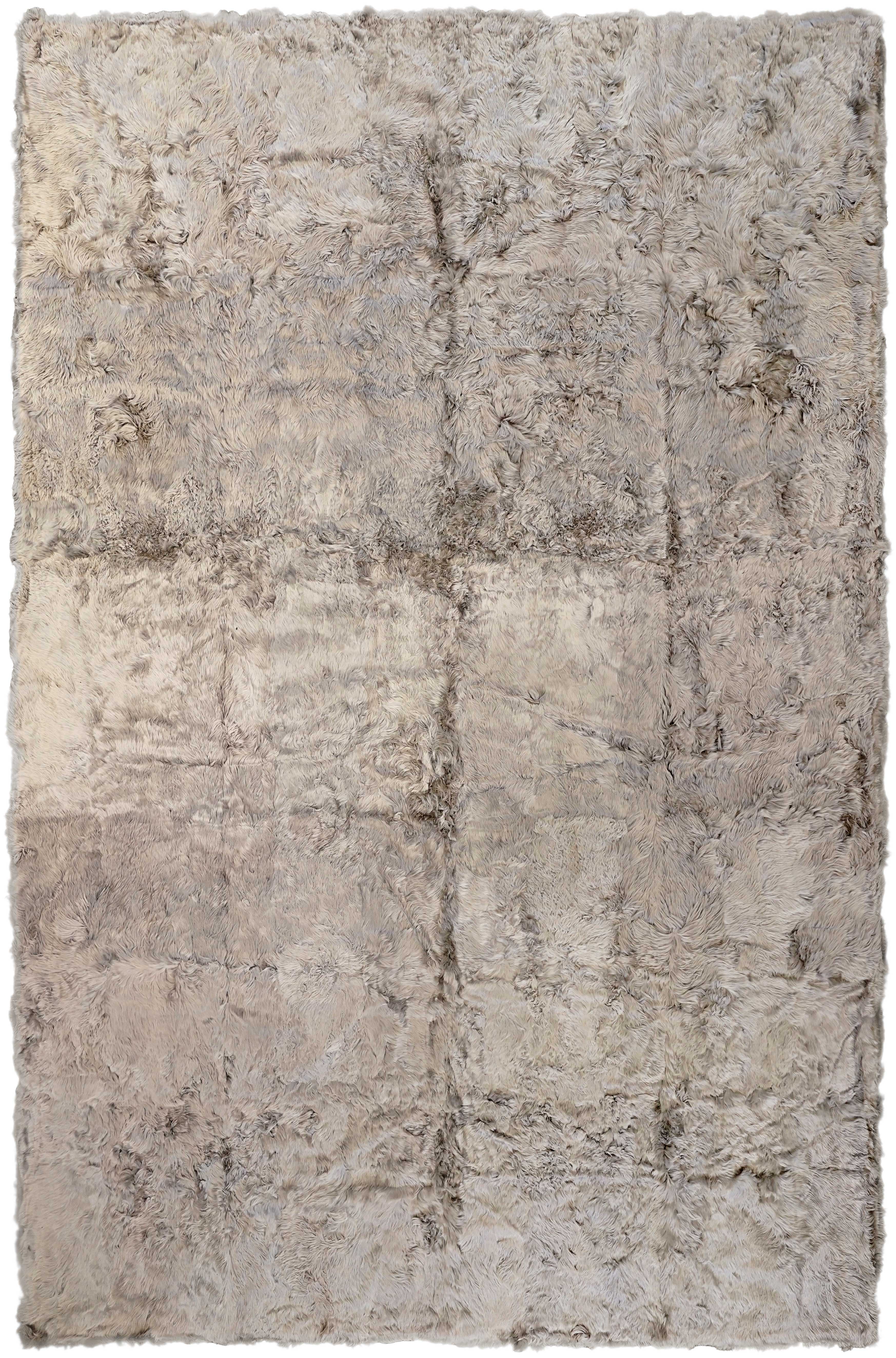 Alpaca Fur- Taupe Silver