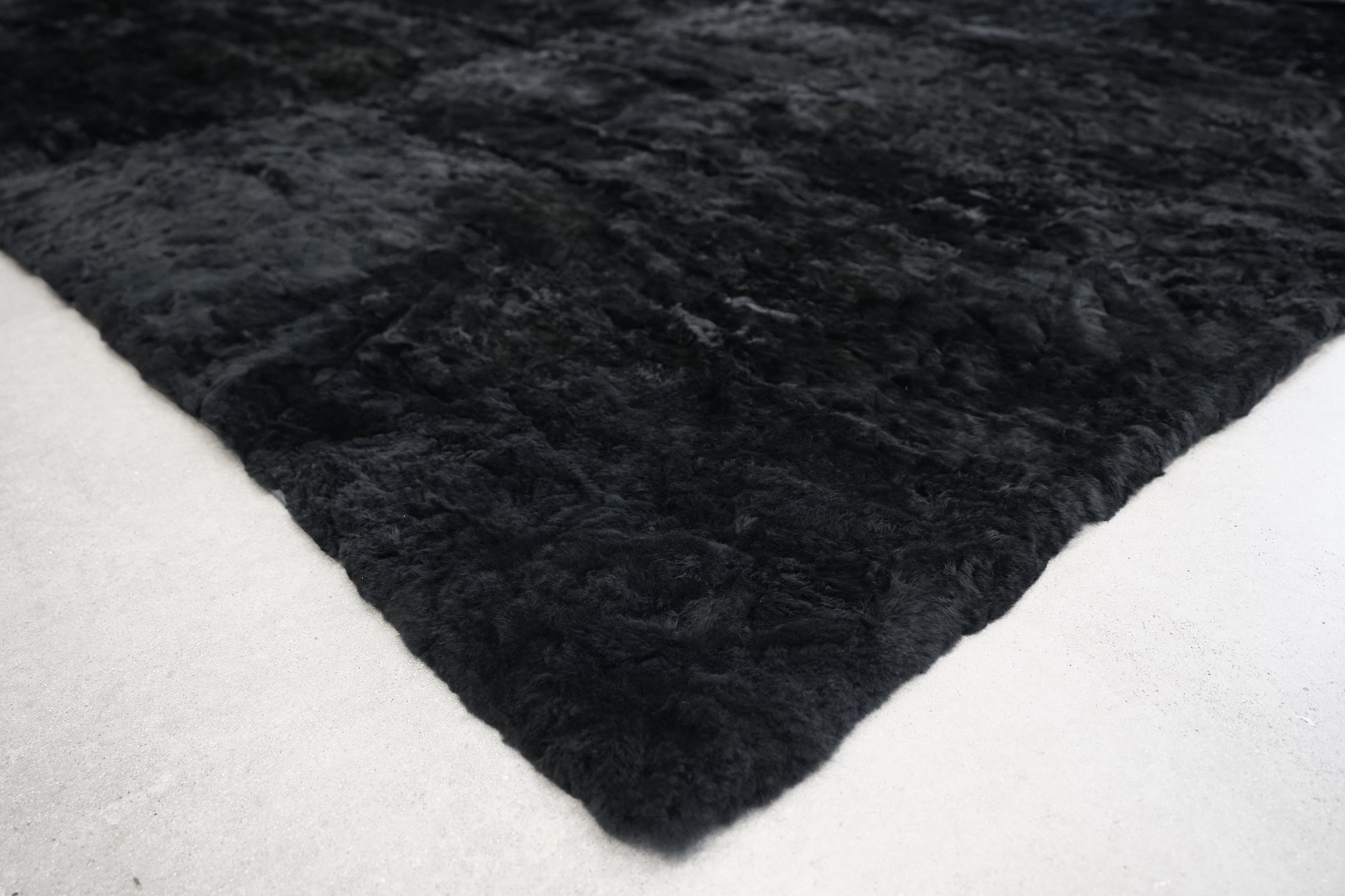 Alpaca Fur- Black