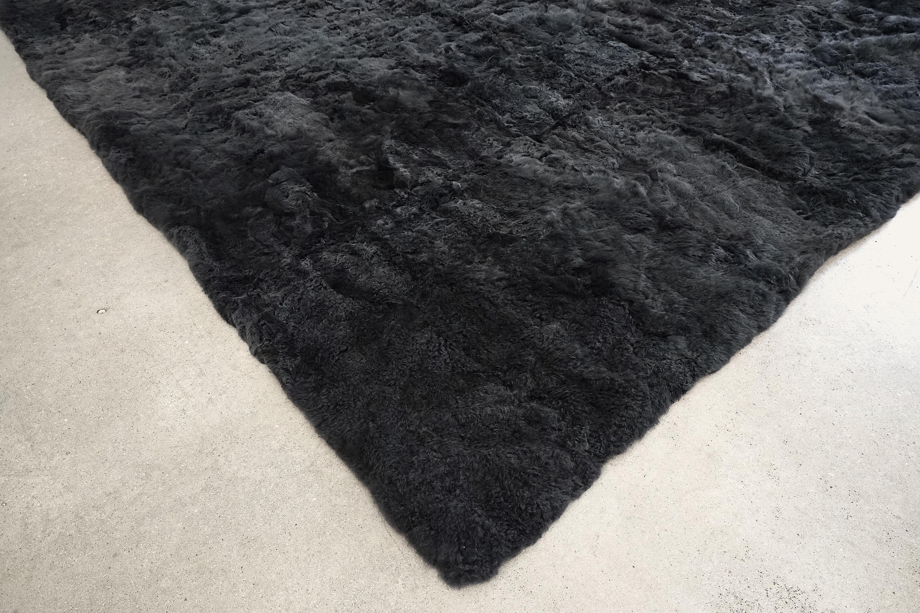 Alpaca Fur-Charcoal