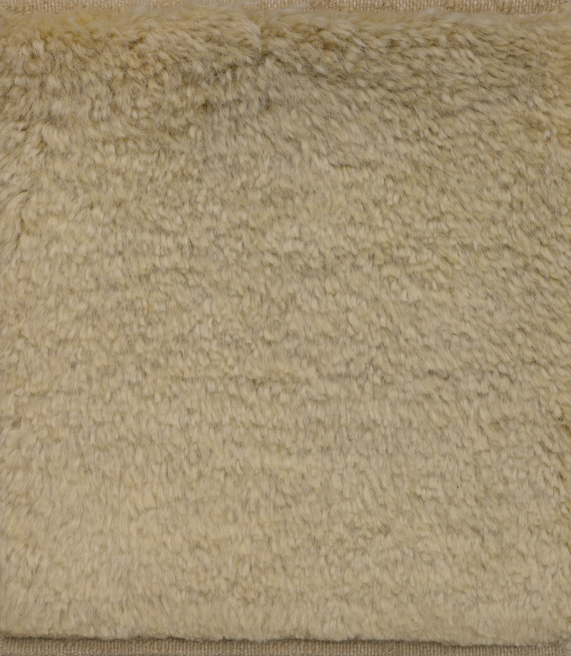 Solid Mohair Luxe Champagne